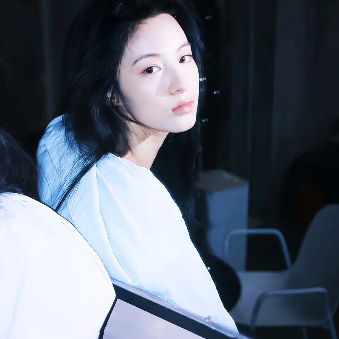 易尔先生海报